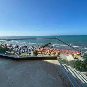 Frente A La Playa , Cartagena Colombia